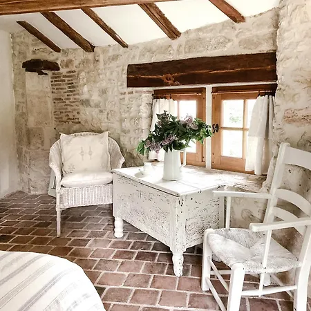 Domaine De Pragelier, Le Bed & Breakfast 3*