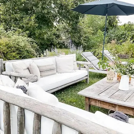 Frühstückspension Domaine De Pragelier, Le 3*